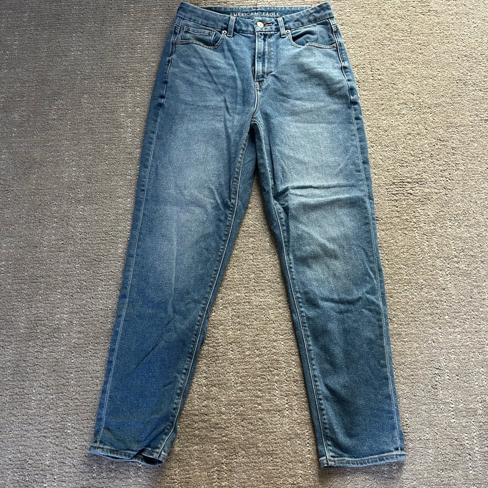 Use 6 mom jeans